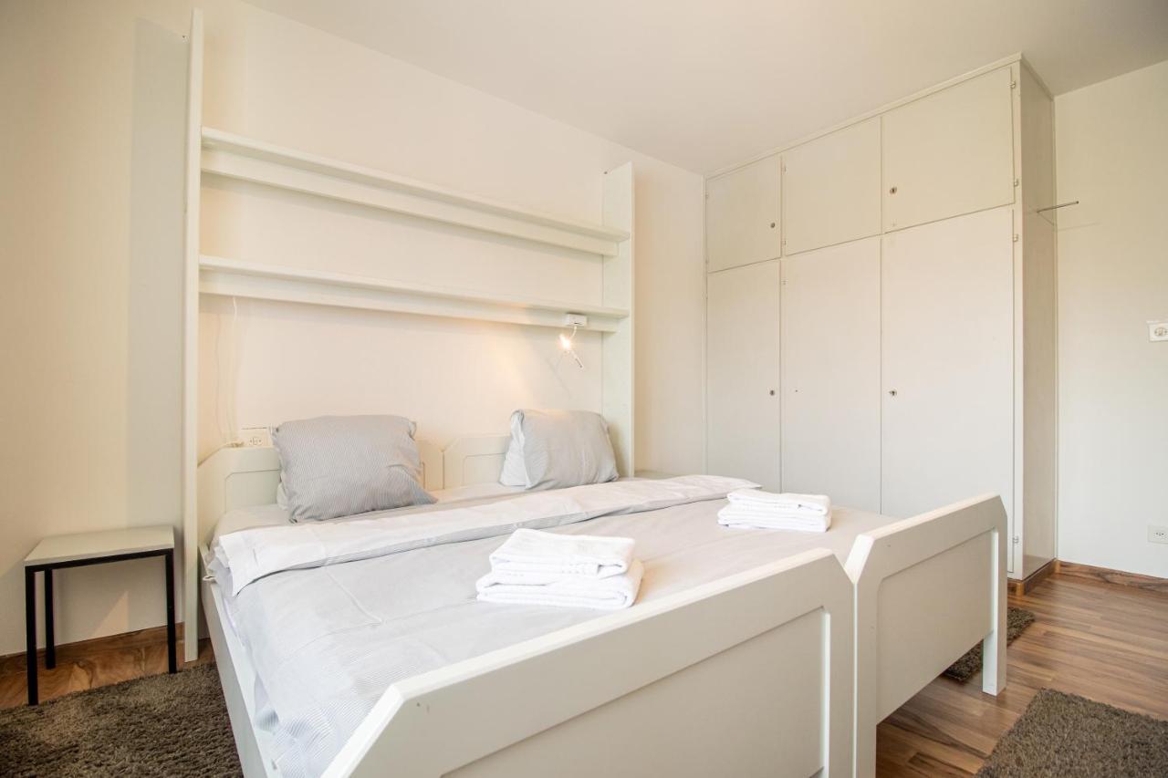 Viktoria B32 By Arosa Holiday Eksteriør billede